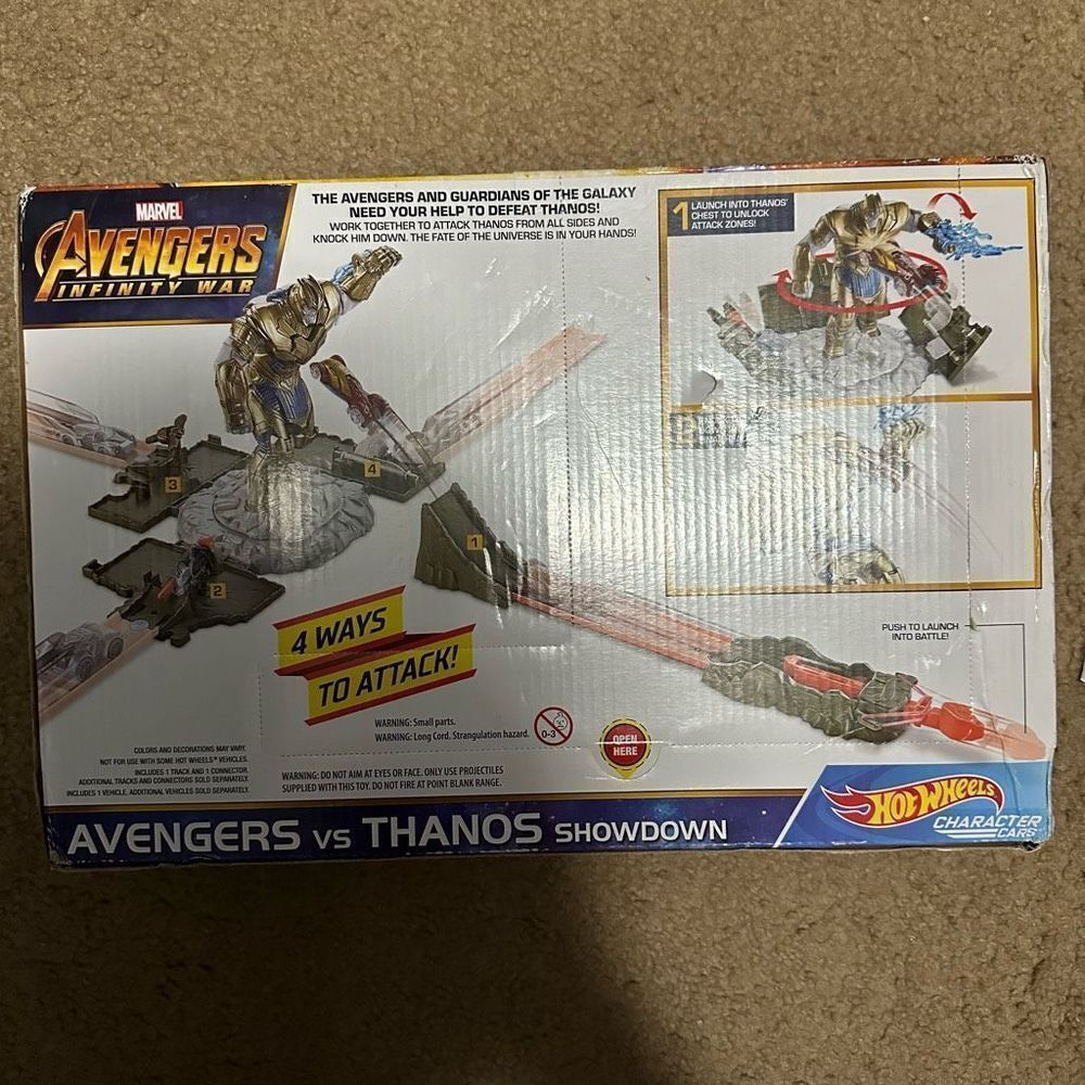 Hot Wheels Marvel Avengers Vs Thanos Showdown, Play Set - Picture 7 of 8